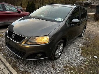 Seat Alhambra 2.0 TDi DSG 7-miestne VW sharan Touran Galaxy