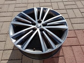 Predam 4ks Al diskou 5x112 7Jx19 ET43  L&K  Kodiaq