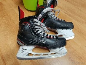 Hokejové korčule Bauer Vapor X600