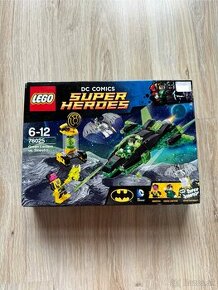 76025 LEGO Justice League Green Lantern vs. Sinestro