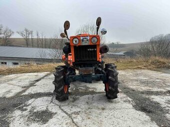 Kubota b7001