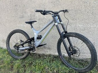 Specialized Demo 8