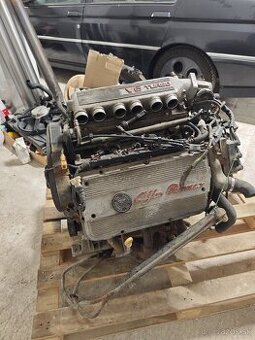 Motor Alfa  2.0 V6 Turbo