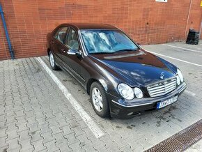 Mercedes benz 220 cdi w203
