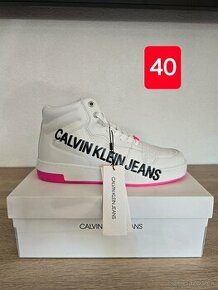 Calvin Klein vysoké | 40