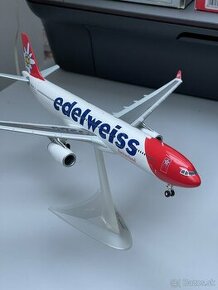 Model Airbus A330-300 Edelweiss Air 1:200