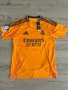 Real Madrid vonkajší dres 2024/25