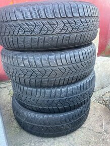 205/60 R17 93H pirelli