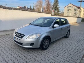 ✅ Predám KIA Ceed 1.6CRDI TOP STAV