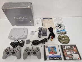 PlayStation 1 v krabici + 2 ovládače a hry