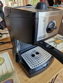 Kavovar Delonghi - 1