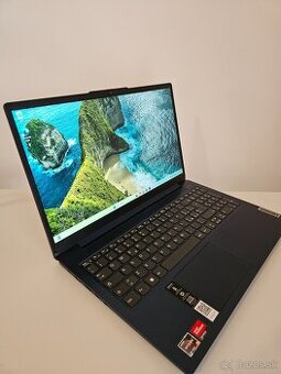 Lenovo IdeaPad slim 3 Ryzen 5 7520U / 8GB RAM / 512GB SSD