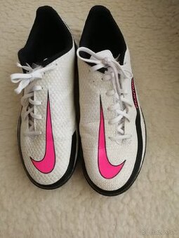 Halovky zn. Nike 37,5 -rezerve