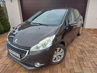 Peugeot 208 1.4 70kw benzin