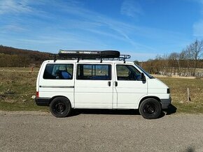 Predám VW Caravelle T4 2.4d syncro 57kw 4x4 - 1