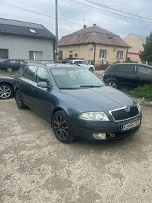 Octavia 2 1.9-TDI (na opravu)