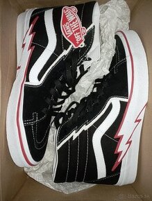 Vans Sk8-Hi Bolt Black/Racing Red