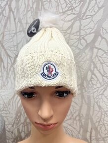 Damska moncler ciapka s brbolcom