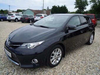 Toyota Auris 2.0D-4D SERVIS - ORIG.KM