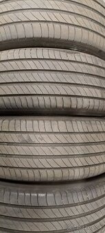 Predám 4ks jazdené letné 215/55r17-94V Michelin