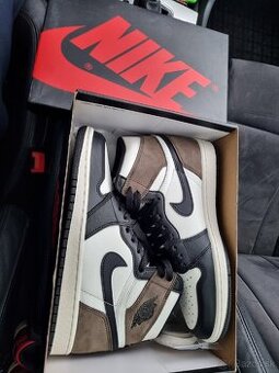 Air Jordan 1 High Mocha