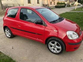 Toyota yaris 1.0 vvti 3D Nova Stk-Ek