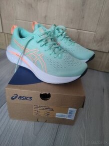 Asics damske bezecke tenisky 24,5 cm