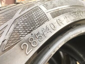 315/r21  285/40 r21