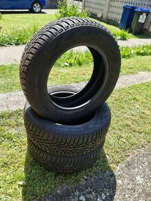 Predám 3ks zminé pneu Nokian 205/60 R16 - 1