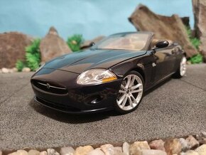 prodám model 1:18 jaguar XK cabrio AUTOART