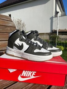 Nike Dunk High Up Cargo Khaki