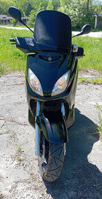 YAMAHA X-MAX 125 i