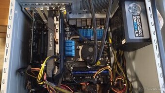 Asus M5A990FX PRO R2 + AMD FX8370OC