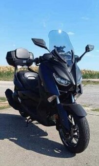 Yamaha xmax 400