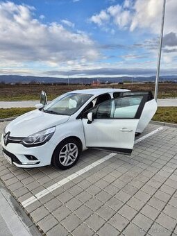 Predam Renault clio , benzin 0,9, 66 kw, rv 2020 nelakované