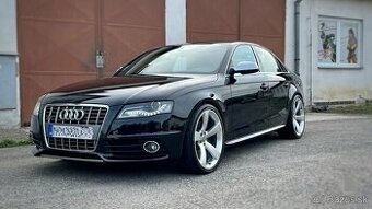 Audi S4 B8,