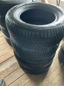 265/65 R17 116H Kumho WS71 zimné