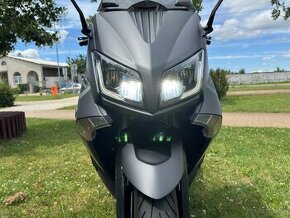 Predám motocykel Yamaha T-max 530