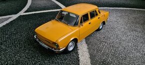 Predám Škoda 100 1:8 DeAgostini