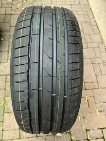 Letné Pneu Hankook 255/45R20