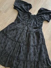 Cierne madeirove šaty - 1