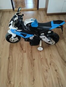 Elektrická motorka BMW S1000RR