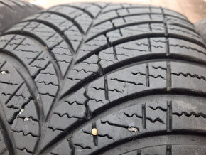 celorocne 215/60 r17 r.v.2022