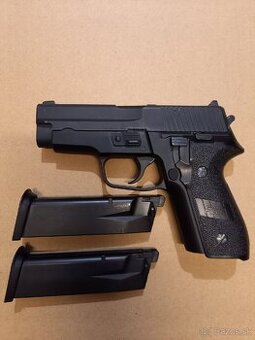 WE P228 airsoft, gbb, SigSauer - 1