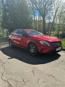 Mercedes Benz GLA200d