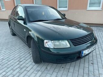 Volkswagen Passat 1.8 Turbo Benzin r.v2000 110kw