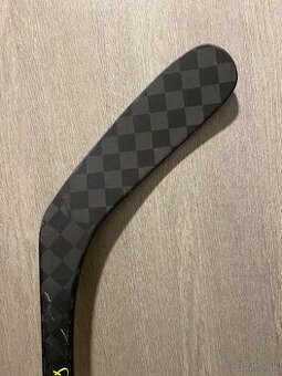 Hokejka BAUER Vapor Flylite SR