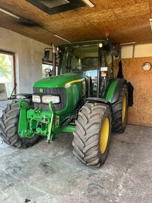 John Deere 5100R