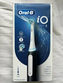 Oral B