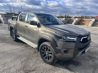 Toyota Hilux Invincible 2024/04